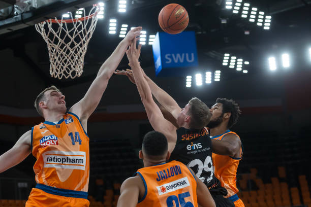 更大的舞台 更大的舞台