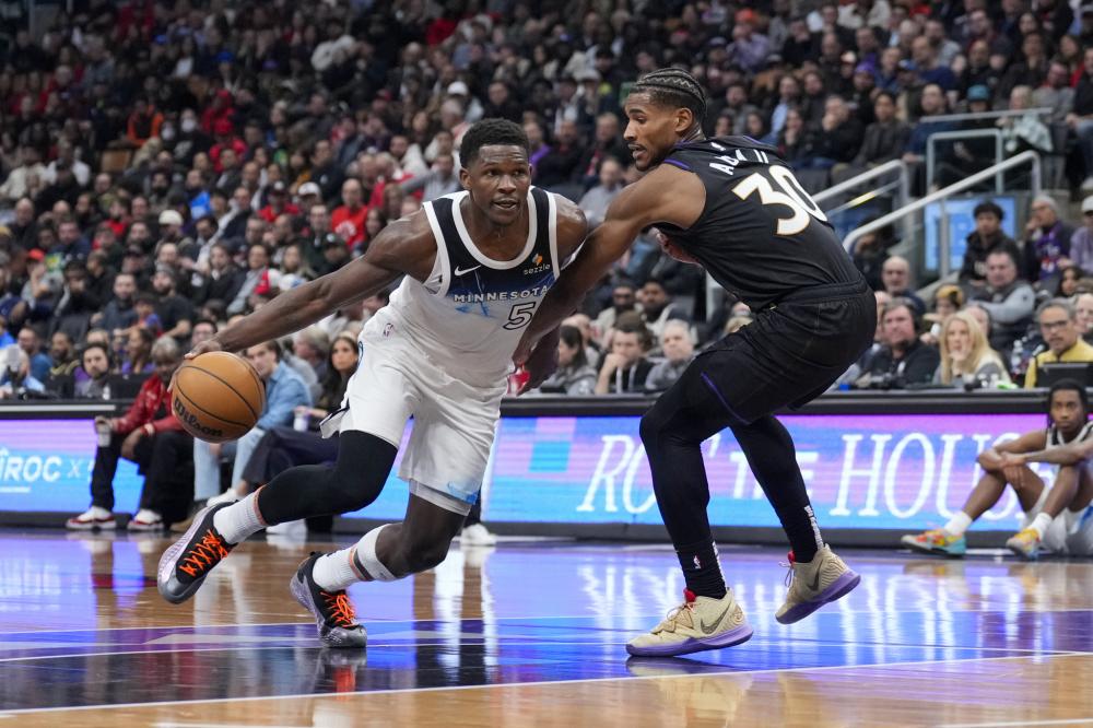 为中场球员 为中场球员